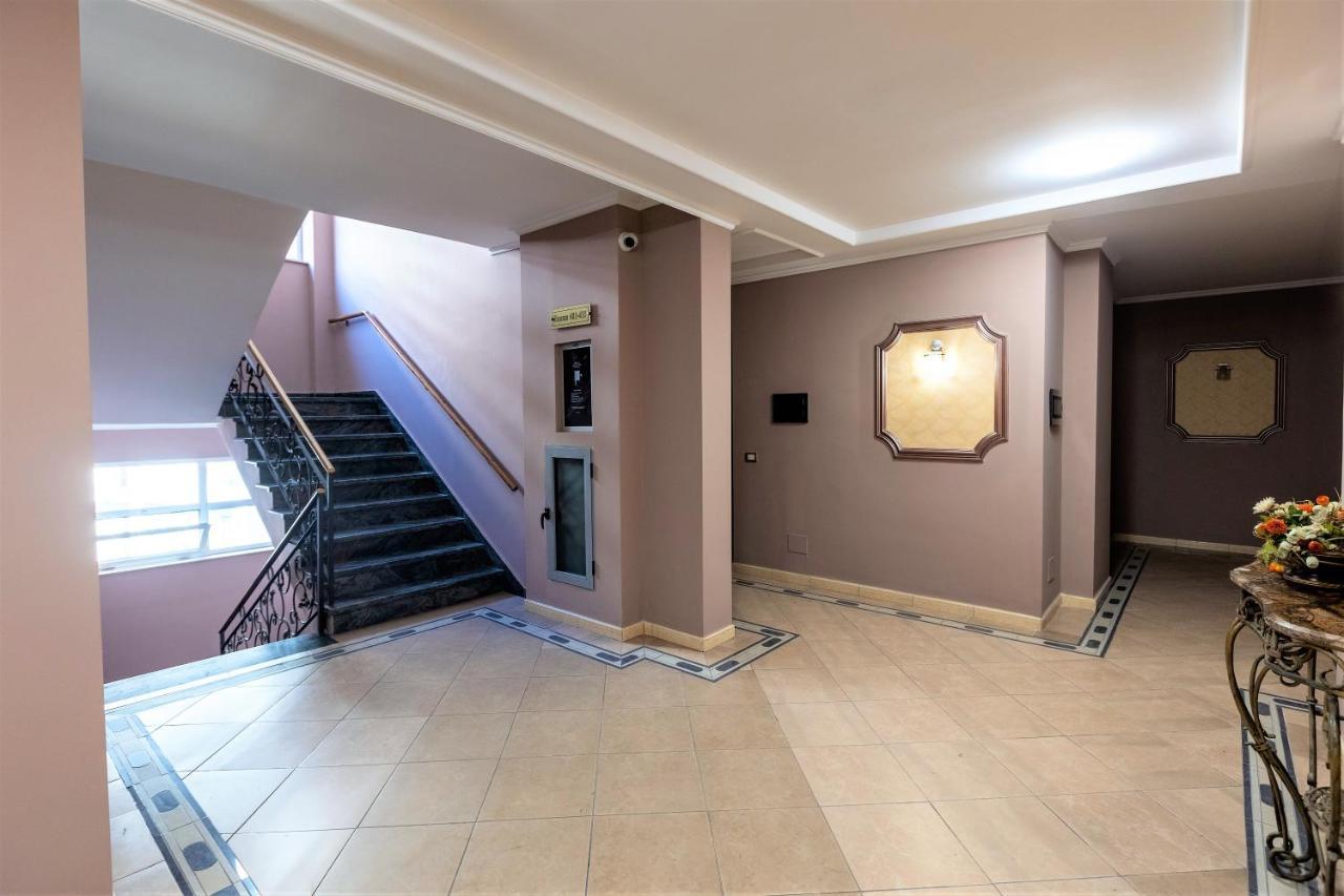 Prince Hotel Mezez Extérieur photo